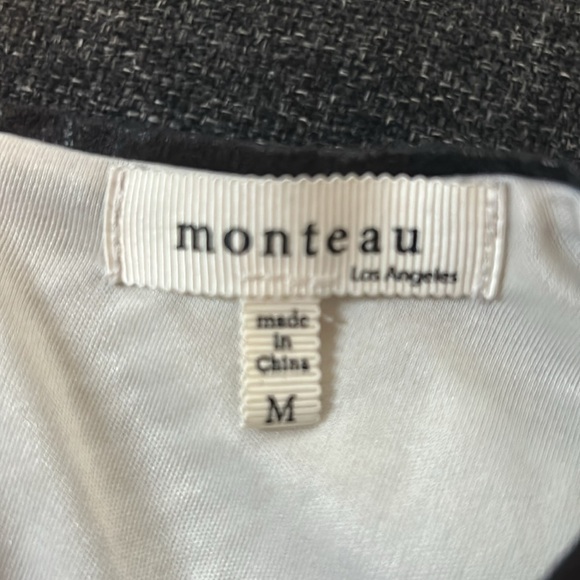 Elegant Cream Sleeveless Dress - Picture 6 of 7